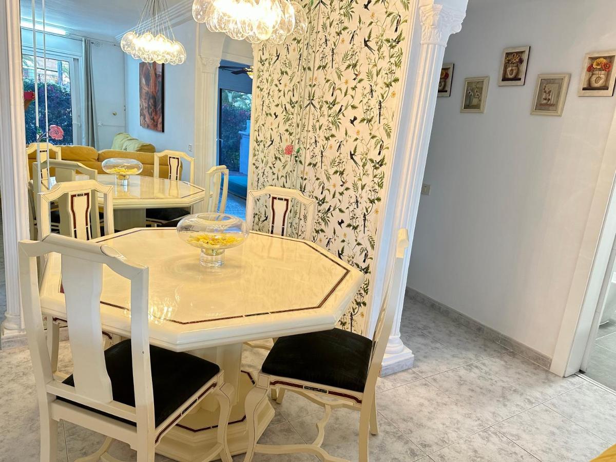 Playa Del Cura - Spacious Beachside Apartment Extérieur photo