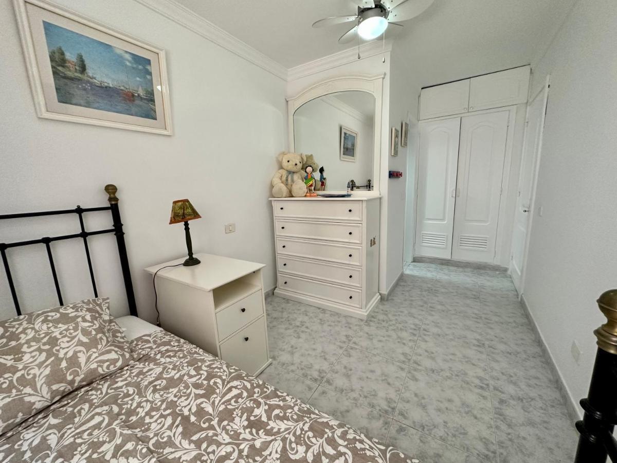Playa Del Cura - Spacious Beachside Apartment Extérieur photo